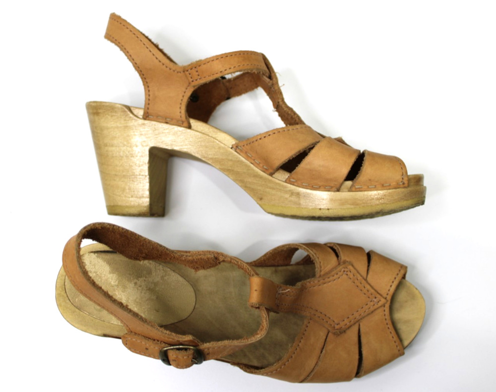 SVEN Diamond Strap Clog Sandals Size 39 Brown Leather Wood Heel Shoes